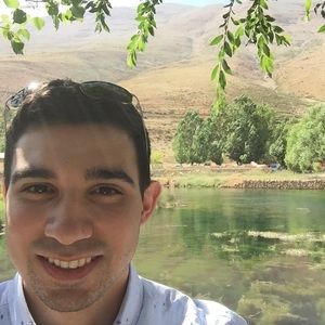 Meet your Posher, Eyad